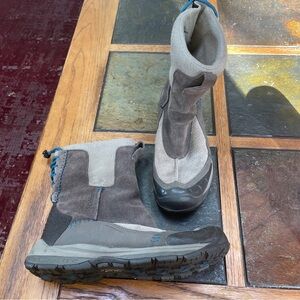 COLUMBIA Bugapowder Insulated Omni Grip Shield Winter Lined Boots Size 8.5